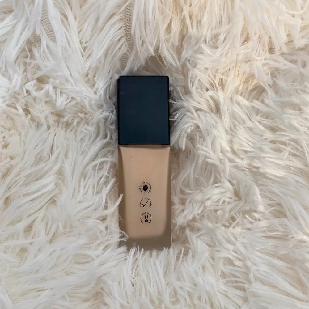 Brand new light colored foundation